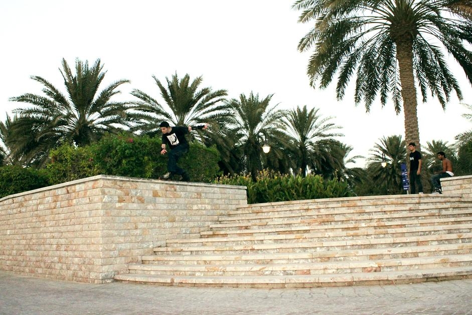 Sweat stance safa park drop ledge 22/05/09