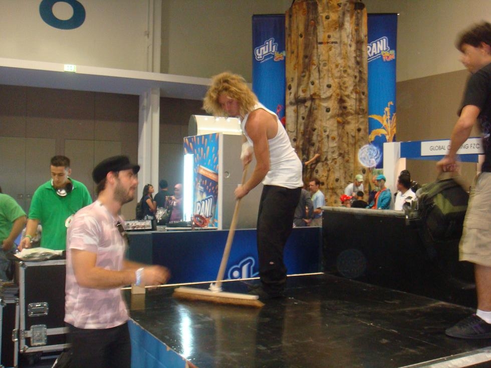 damien and jon helping with the park