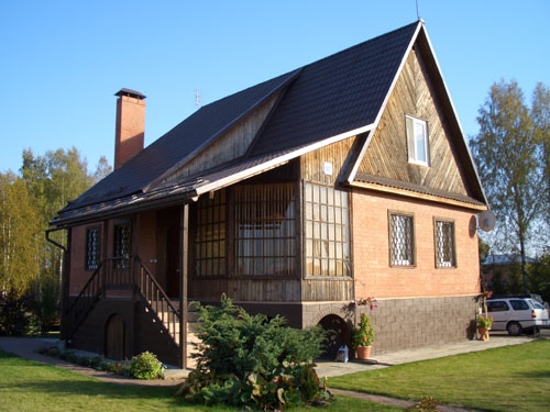 а тут рядом заборчик подточить))