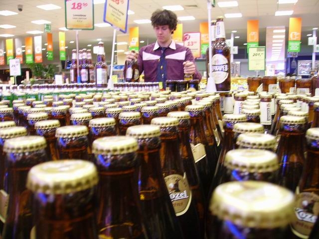 Может пивка?