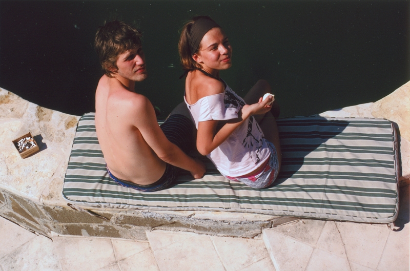 на даче white trash for cash