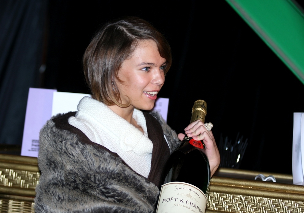 рекламирую