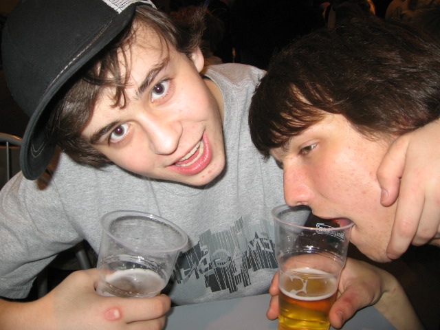 друзьяю в салате)