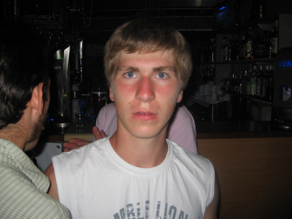 коля обгарел