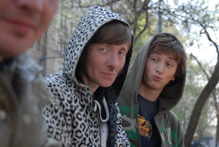 с бомжиками