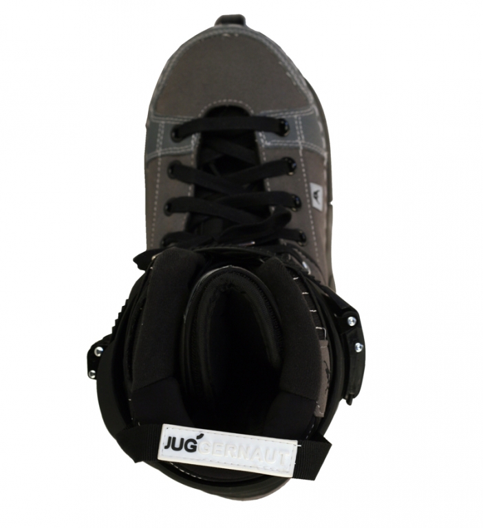 Brian Aragon. Релиз Razors A6.